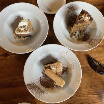 Vault 232 - Dessert Spread - Seafood Near Me - Lake Zurich, Illinois