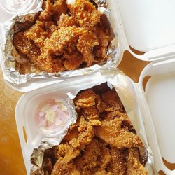 Olivia's Poulet Authentique - Takeout fried boneless chicken : soy garlic & in-house sweet sauce