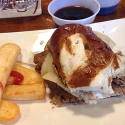 Mojo's Craft Pub & Grill