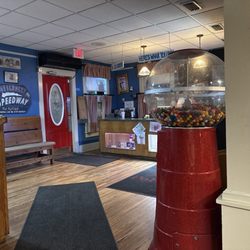 PO Folks - Front Entry/ Cashier and "To Go "counter