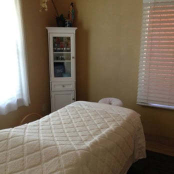 Relaxology Works by Amelia - z Room..... - Massage Therapy Near Me - Folsom, California Relaxology Works by Amelia - z Room..... - Massage Therapy Near Me - Folsom, California