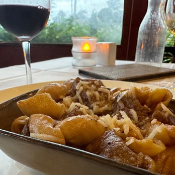 Hukilau Lanai - Beef Tenderloin Tips & Homemade Pasta - Seafood Near Me - Kapaa, Hawaii Hukilau Lanai - Beef Tenderloin Tips & Homemade Pasta - Seafood Near Me - Kapaa, Hawaii