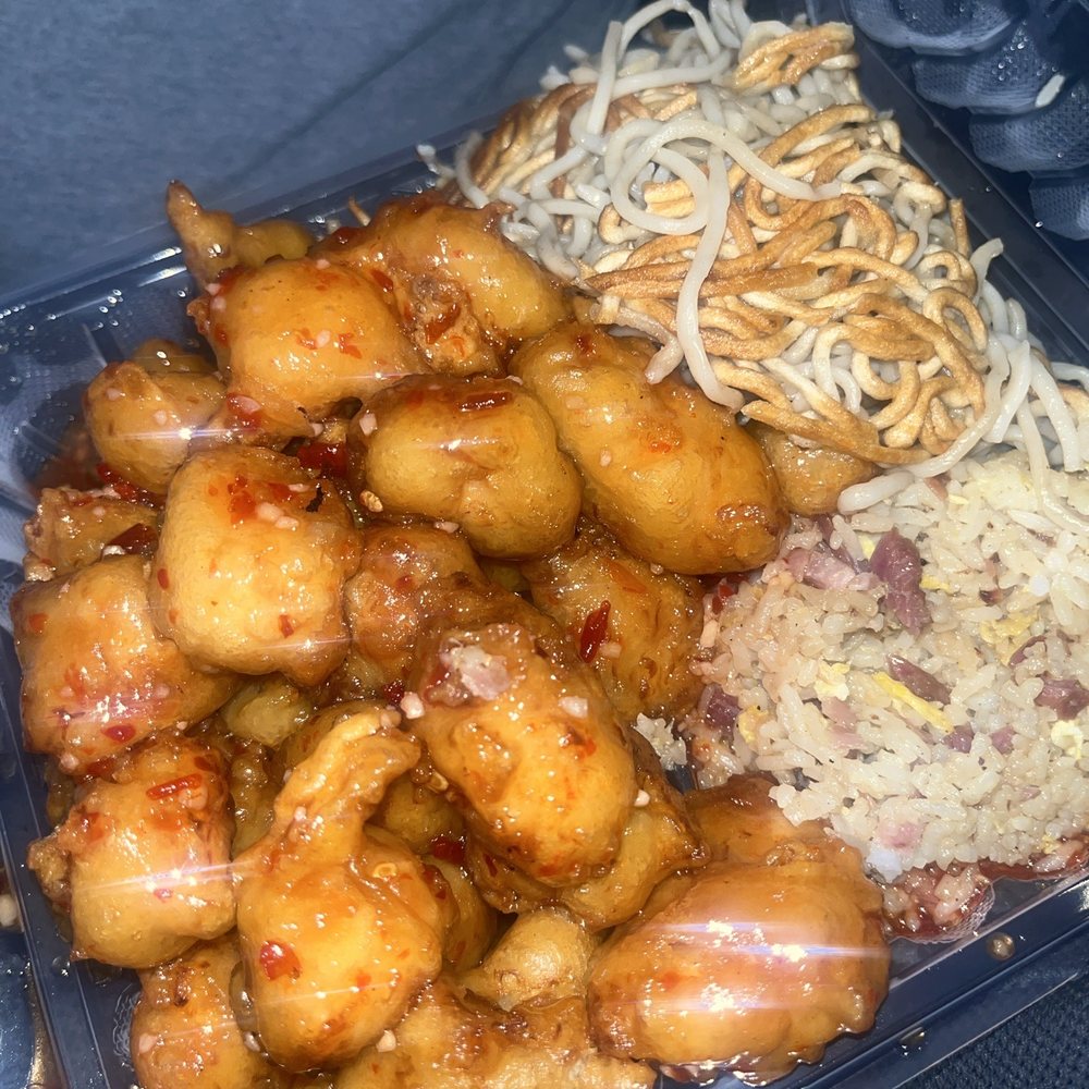 Lee Kitchen - Crispy Spicy Chicken - Chinese Near Me - Madera, California Lee Kitchen - Crispy Spicy Chicken - Chinese Near Me - Madera, California
