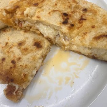 El Pulgarcito - Salvadoran Near Me - Orange, California