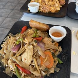 Chicken Drunken Noodle, chicken pad Thai