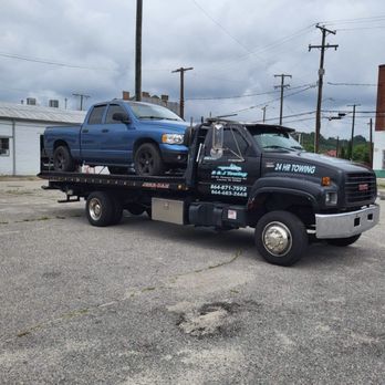 B&J Towing - Towing Near Me - Laurens, South Carolina B&J Towing - Towing Near Me - Laurens, South Carolina