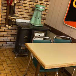 Hungry Herbies Drive Inn - Old fashion stove milkshake