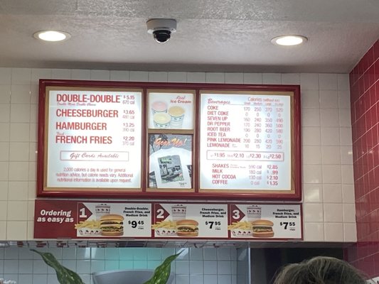 In-N-Out Burger by null