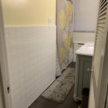 Porcelain Effects Tub & Tile Resurfacing - After - General Contractors Near Me Porcelain Effects Tub & Tile Resurfacing - After - General Contractors Near Me