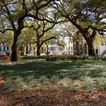 Chatham Square - Landmarks & Historical Buildings Near Me - Savannah, Georgia Chatham Square - Landmarks & Historical Buildings Near Me - Savannah, Georgia