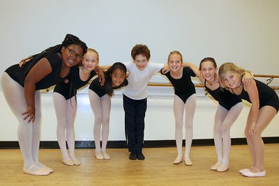 West End Academy of Dance Logo