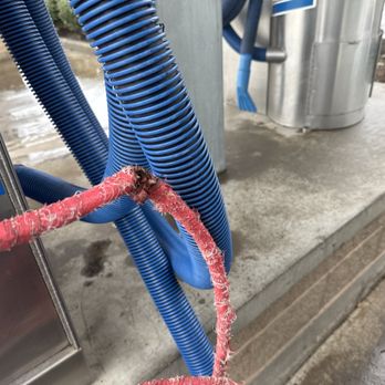 Highway 20 Auto Wash - Broken hoses - Car Wash Near Me - Marysville, California Highway 20 Auto Wash - Broken hoses - Car Wash Near Me - Marysville, California
