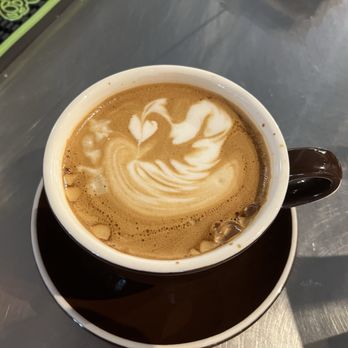 Detour Coffee - Latte foam art - Coffee & Tea Near Me - Arlington, Virginia