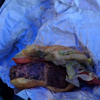 Cheeburger Cheeburger - Luck for Cheeburger Cheeburger, my camera is awesome.   The burger, believe it or not actually looked worse in really life. - Burgers Near Me - Jamaica, New York