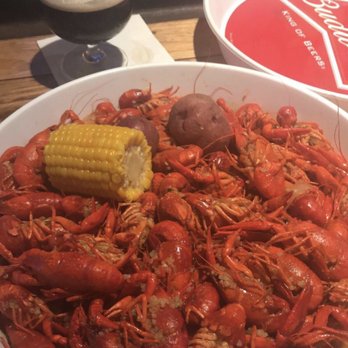 Madison's - Bars Near Me - Beaumont, Texas
