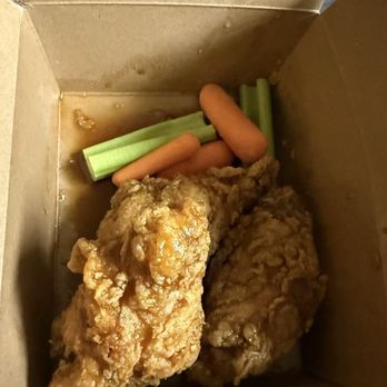 Basak Chicken - The 4 piece soy garlic chicken wings - Chicken Wings Near Me - Sparks, Nevada