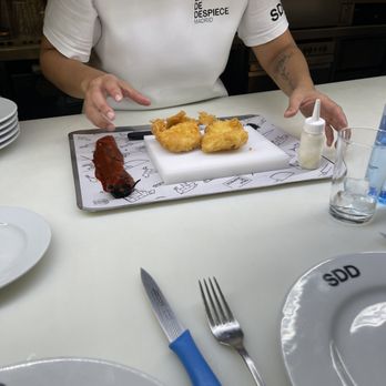 Sala de Despiece - Fried fish yum - Gastropubs Near Me - Madrid, M