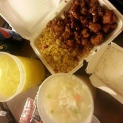 Shrimp with lobster sauce..fried chicken with pork fried rice..egg drop soup and free drinks!