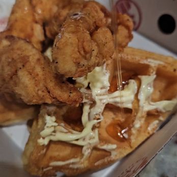 Slim Chickens - Great chicken meal of the day... - Wraps Near Me - El Paso, Texas Slim Chickens - Great chicken meal of the day... - Wraps Near Me - El Paso, Texas