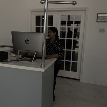 My Favorite Cleaners - The lady called reshmi who misbehaved with me today - Laundry Services Near Me - Sugar Land, Texas My Favorite Cleaners - The lady called reshmi who misbehaved with me today - Laundry Services Near Me - Sugar Land, Texas