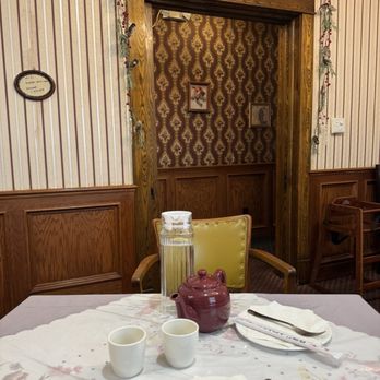 Hot Lobster Dim Sum - Another view of our dining room - Dim Sum Near Me - Niagara Falls, Ontario Hot Lobster Dim Sum - Another view of our dining room - Dim Sum Near Me - Niagara Falls, Ontario