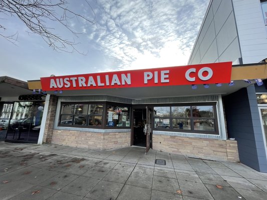 Australian Pie Co by null