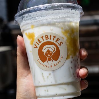 VietBites - Rainbow Pearls Sweet Soup ($7.49) - Vietnamese Near Me - Toronto, Ontario VietBites - Rainbow Pearls Sweet Soup ($7.49) - Vietnamese Near Me - Toronto, Ontario