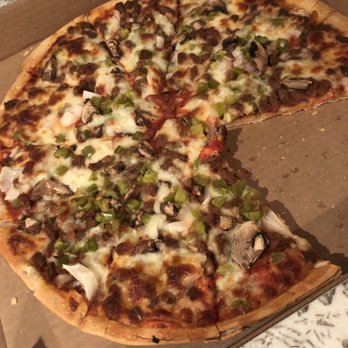 Third Coast Pizza - Ground beef, mushroom, onion, and green pepper. So fresh and delicious. Always speedy and friendly. Great addition to the neighborhood! - Pizza Near Me - Lenexa, Kansas