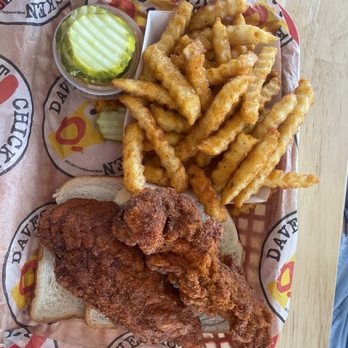 Dave's Hot Chicken - Hot chicken - Chicken Shop Near Me - Hemet, California