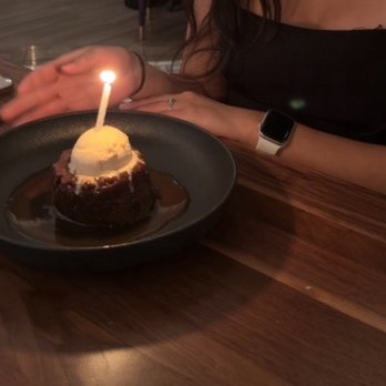 Gordon Ramsay Hell’s Kitchen - Sticky Toffee Pudding - Bars Near Me - Mashantucket, Connecticut