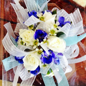 Sunshine Creation Floral - Prom Corsage - Florists Near Me - South Jordan, Utah Sunshine Creation Floral - Prom Corsage - Florists Near Me - South Jordan, Utah