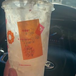 Dunkin' - Iced Latte
