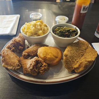 Mountain West Eatery - Fish, chicken, collard greens, macaroni and cheese with cornbread muffin - American Near Me - Las Vegas, Nevada