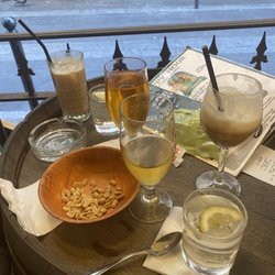 O'Jason - Peanuts, Irish coffee's, and Peroni