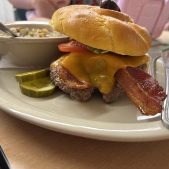 Lynn's Table - BBQ Bacon Cheddar Burger was just "so so." - American Near Me - Spring, Texas