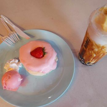Sweet Memes - Houston - Strawberry Soufflé and Creme Brule Shake. - Desserts Near Me - Houston, Texas Sweet Memes - Houston - Strawberry Soufflé and Creme Brule Shake. - Desserts Near Me - Houston, Texas