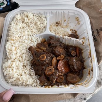 Jerk Kingz - Oxtail & white rice - Caribbean Near Me - Baldwin, New York
