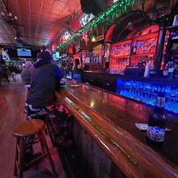 Matt's Saloon