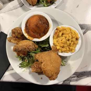 Jordyn's Soul Cafe - Fried Chicken, BAKE MAC & CHEESE, CANDIED YAMS - Comfort Food Near Me - Houston, Texas