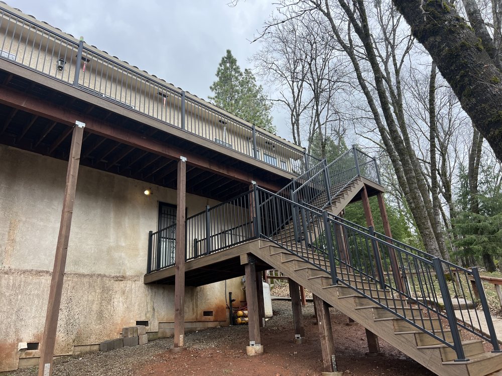 Slide of Vista Roofing 