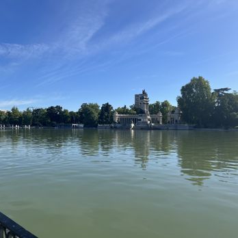 Parque Del Retiro - Parks Near Me - Madrid, M