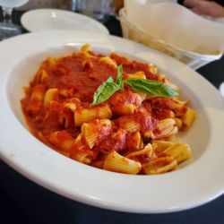 Fazzio's Pasta Company - Rigatoni with tomato basil sauce.