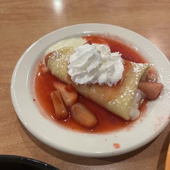 Village Inn - Strawberry crêpe - American Near Me - Aurora, Colorado Village Inn - Strawberry crêpe - American Near Me - Aurora, Colorado