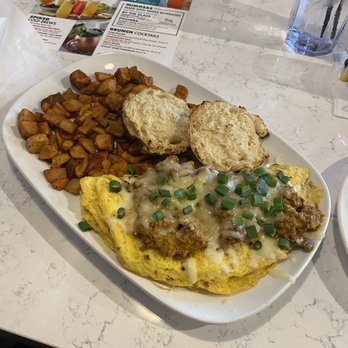 Another Broken Egg Cafe - Breakfast & Brunch Near Me - West Chester Township, Ohio