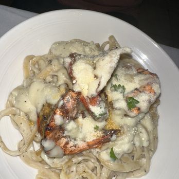 La Grotta On Main - Shrimp Alfredo - Italian Near Me - Unionville, Ontario