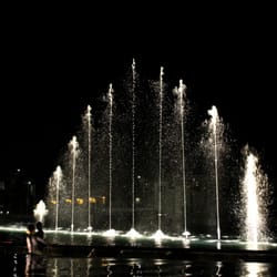 Fanfare Fountains at Gateway Plaza - Fanfare Fountain