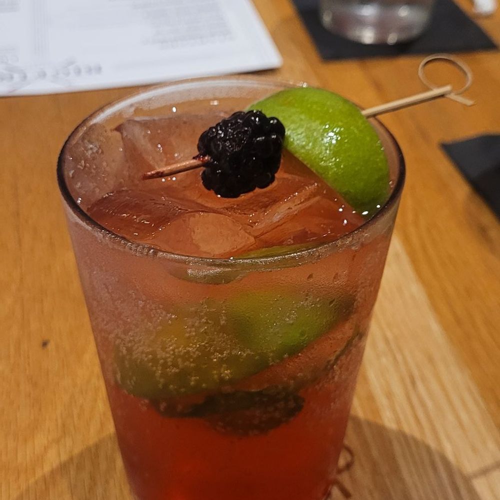 Bigfire - BlackBerry Breeze - American Near Me - Orlando, Florida