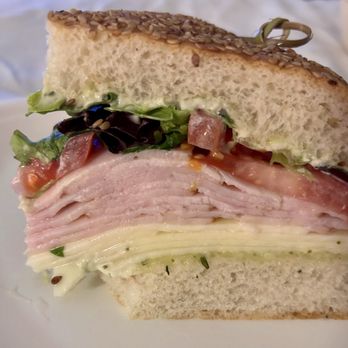 Bayliner Diner - Turkey & Provolone - Diners Near Me - Orlando, Florida Bayliner Diner - Turkey & Provolone - Diners Near Me - Orlando, Florida
