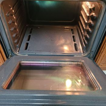 Rosie's Cleaning Services - Oven after - Home Cleaning Near Me Rosie's Cleaning Services - Oven after - Home Cleaning Near Me