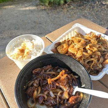 Asian Fusion - Mongolian Beef & Beef Chow Fun - Asian Fusion Near Me - Los Angeles, California Asian Fusion - Mongolian Beef & Beef Chow Fun - Asian Fusion Near Me - Los Angeles, California